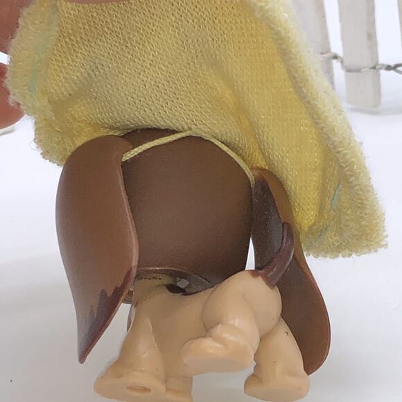 Littlest Pet Shop LPS 665 Brown Basset Hound Dog Purple Splash w Towel - Picture 5 of 6